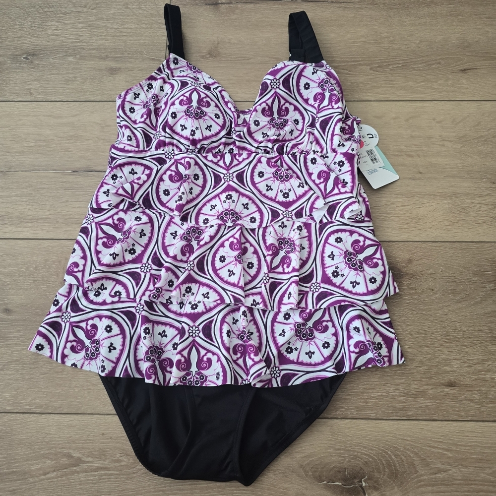 Women's Printed Tiered Fauxkini One Piece Swimsuit - Picture 2 of 9